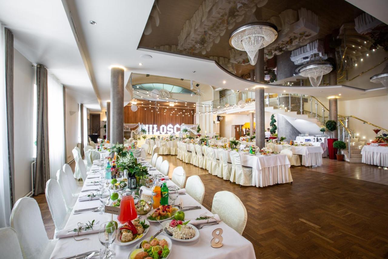 Hotel Rydzewski 에우크 외부 사진